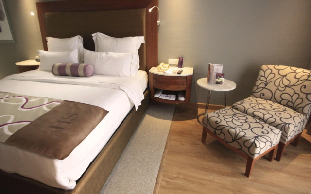 HS HOTSSON Hotel Querétaro