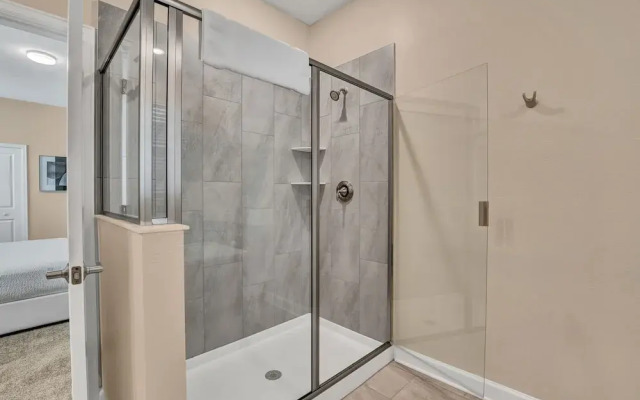 4586 Narrative Ln