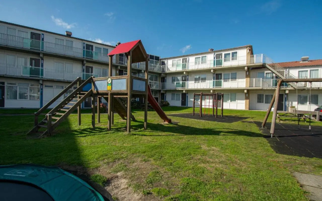 Holiday Apartment With Garden