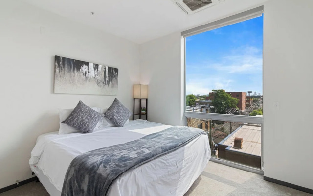 New & Modern  Lux City Escape