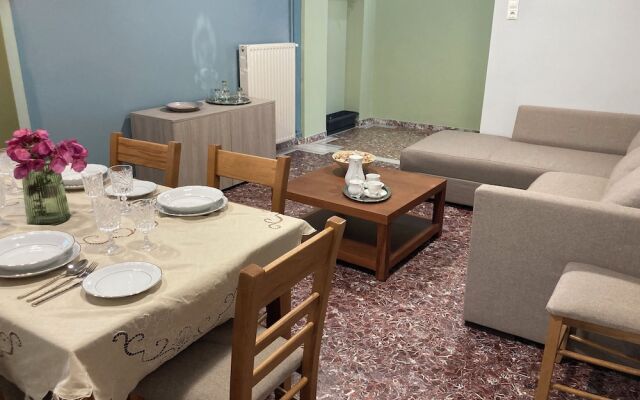 Yanni's Urban Residence