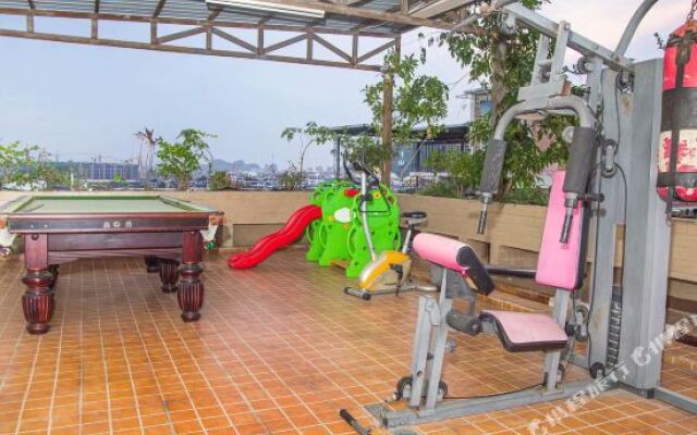 Scenic Hotel (Guilin Dongxi Lane University of Technology)