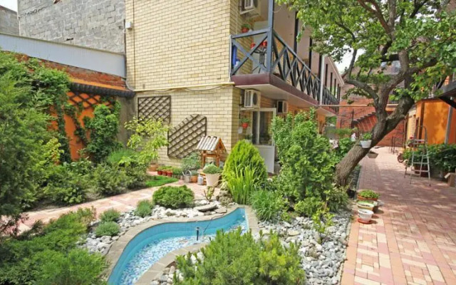 Guest House "At Irina"