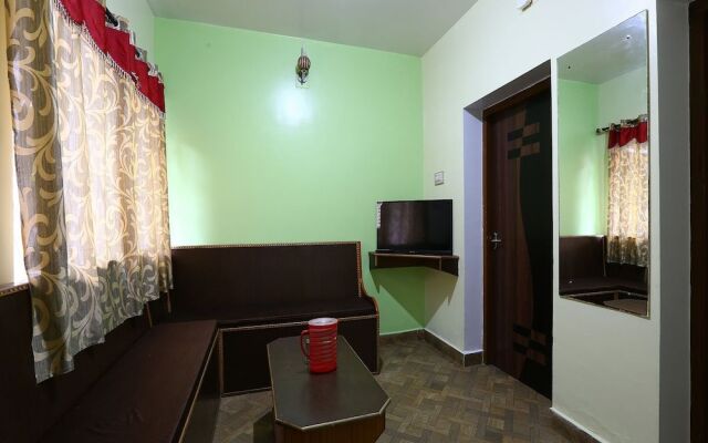 OYO 19919 Home Mountain View 2BHK Ooty Lake