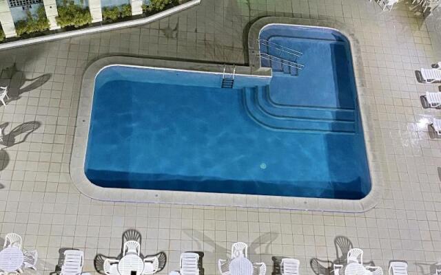Apartamento Barra Tropical Residence