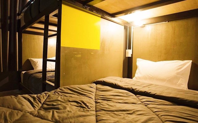 Stamp Hostel - Adults Only