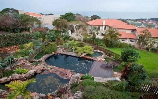 Dolphins Guest House