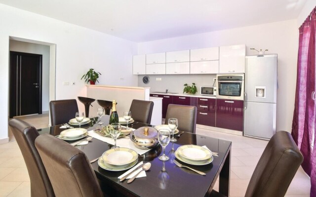 Nice Home in Split With Wifi and 3 Bedrooms