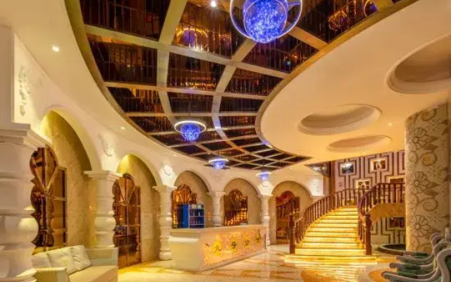 Joy Wanjia Hotel (Wuyi Mould City Jiayuan Plaza)