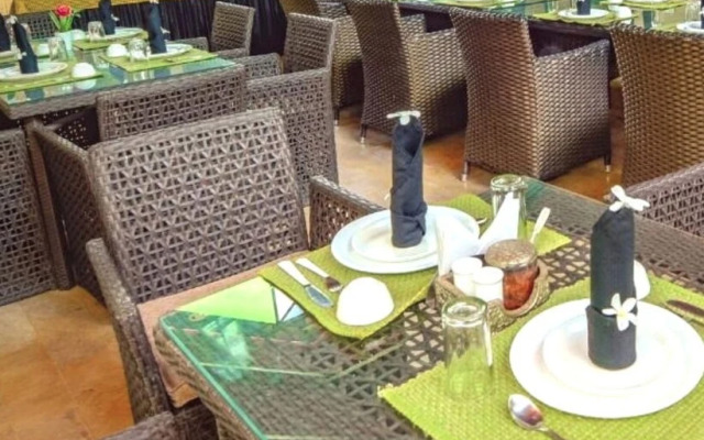 Vraksh Resort