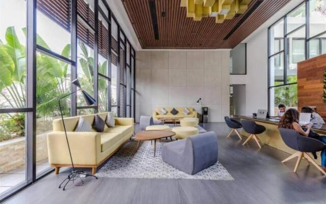 Entire Apartment, Excellent Location The City 1004