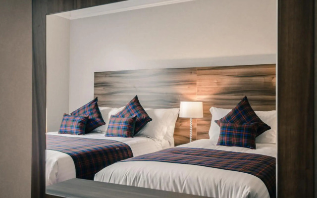 Royal West End Hotel