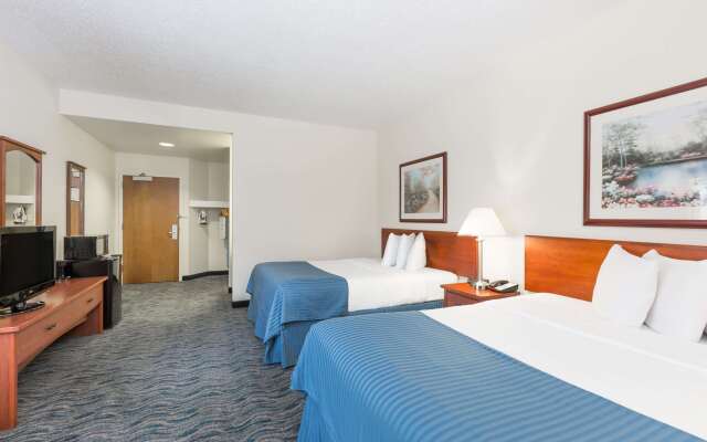 Baymont by Wyndham Des Moines Airport