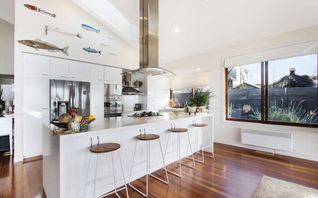 Bancroft Bay Frontage