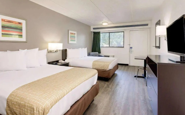 Travelodge College Park