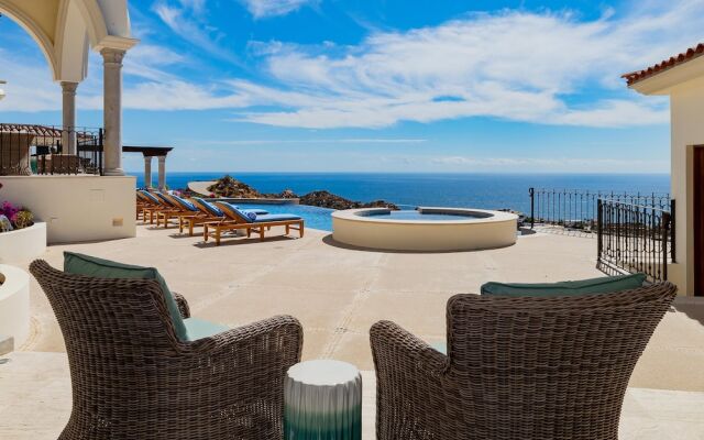 Villa With Sweeping Ocean Views From Pedregal: Casa Stella