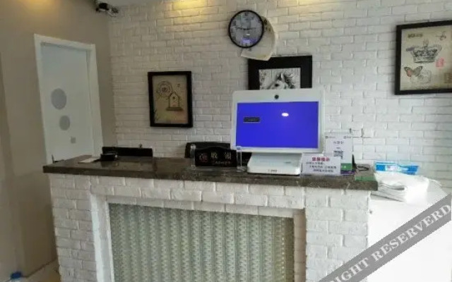 Tangshan Fulong Inn