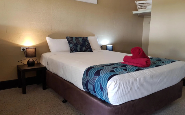 Beagle Hotel – Guest Rooms – Katherine