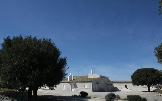 Masseria Torre di Nebbia