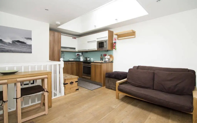Mews House