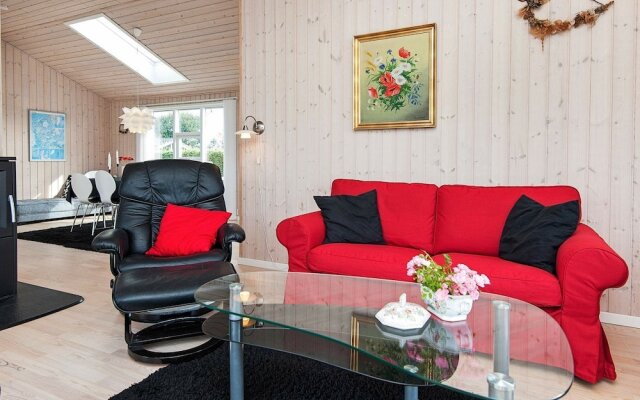 Cozy Holiday Home in Børkop With Roofed Terrace