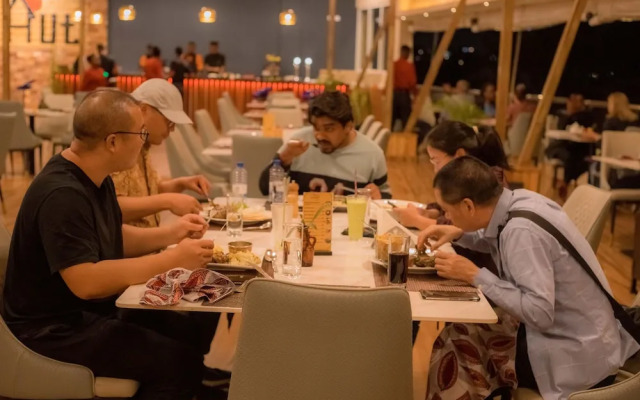 The Hut Restaurant & Boutique hotel