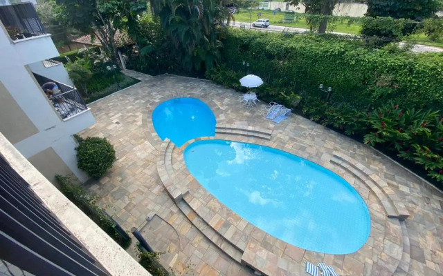 Confortável Apto.Com Piscina para 8 pessoas-Ubatuba-Enseada