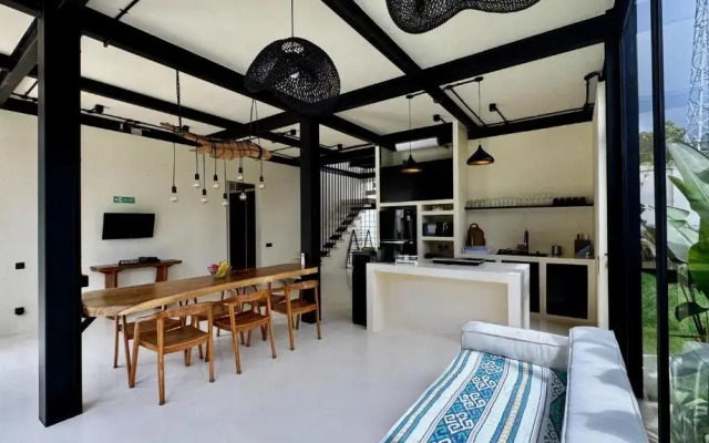 Amertha Pecatu Villa