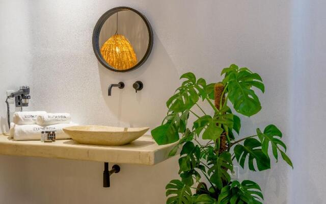 Euphoria Chora Naxos