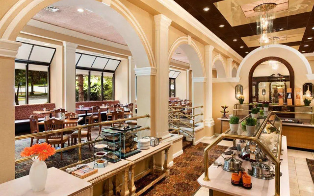 Baymont by Wyndham St. Charles