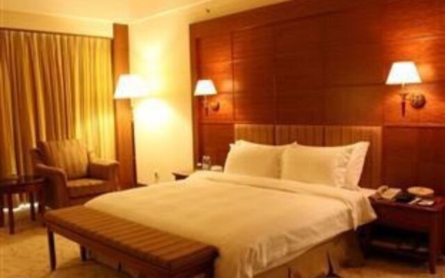 Gladden Hotel Shilong