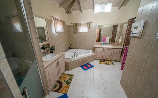 Sweet Home Grenada Caribbean, Vacation Rental