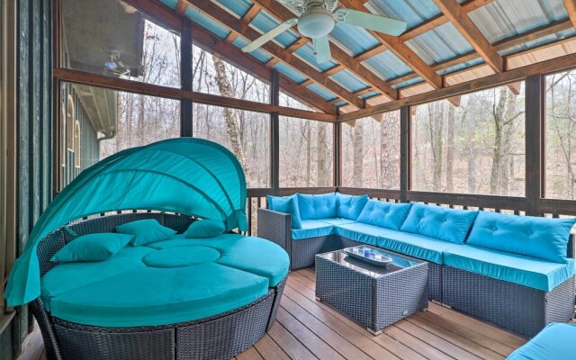 Cozy Conyers Cabin w/ Fireplace & Pool Table!