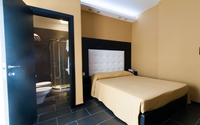 Fly Boutique Hotel