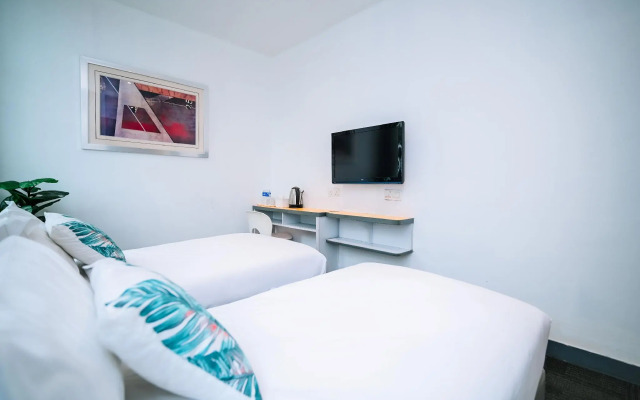 U Pac Hotel
