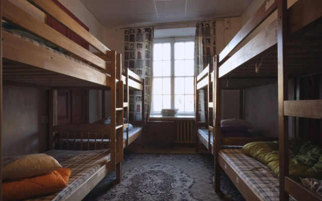Katus Hostel