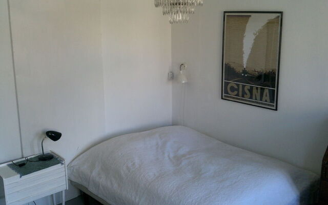 The Little Guesthouse