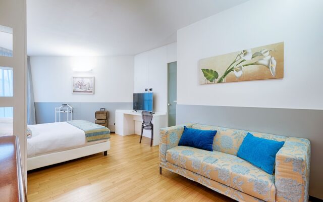Continental Urban Art Hotel