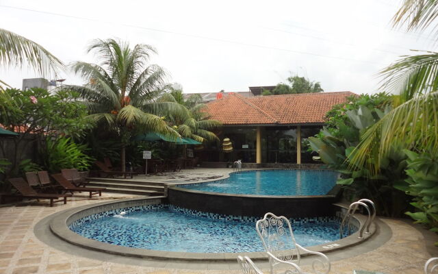 Narita Hotel Tangerang
