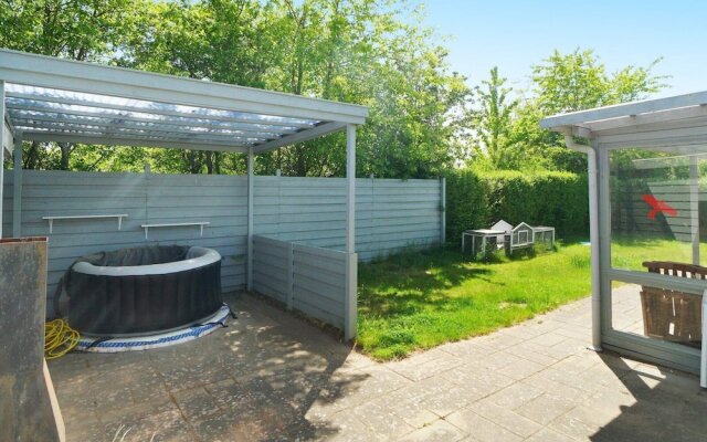 6 Person Holiday Home in Eskebjerg-by Traum
