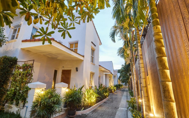 Talay Hotel & Villa