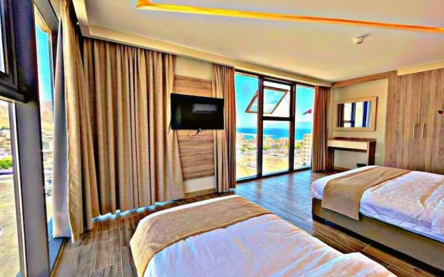 Alena Hotel