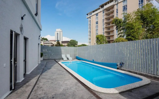 Guest House on Bambukovoy