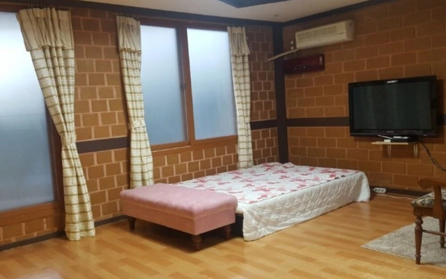 Sonamu Hwangto Ville Pension