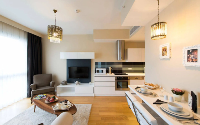 Coresh Suites