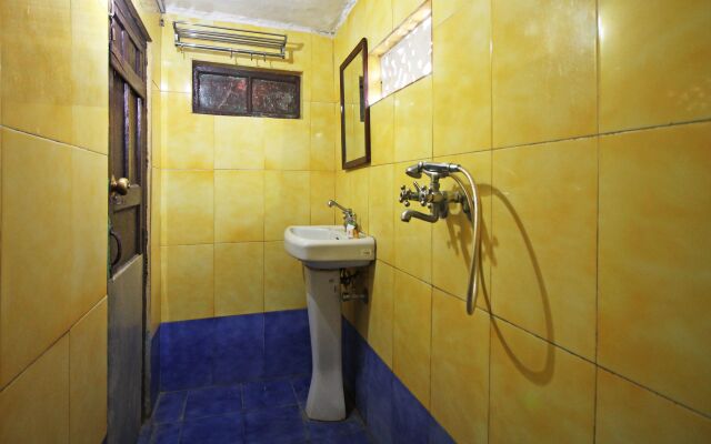 OYO 5227 Hotel New Bharat