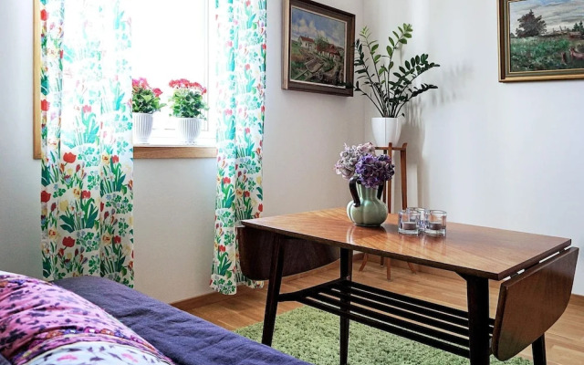 6 Person Holiday Home in Kyrkesund