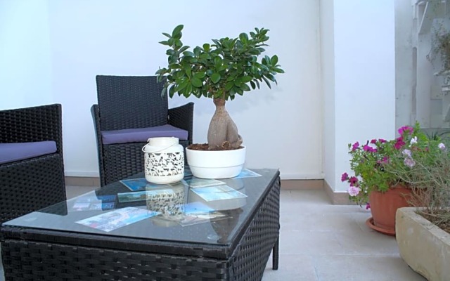 B&B Cafe' Fausu