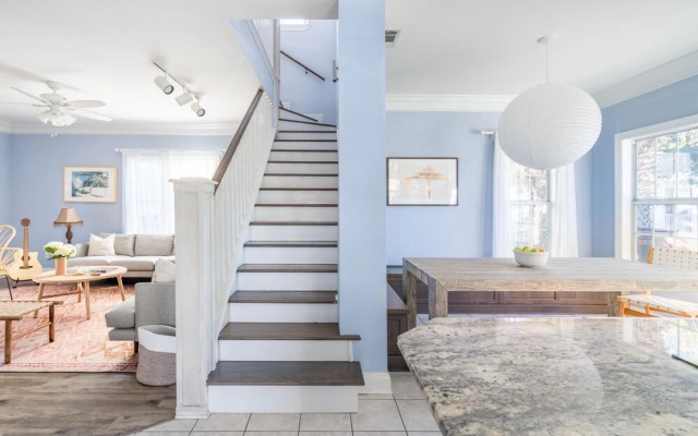 Ocean View - Blue Jay