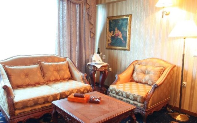 Efir Hotel